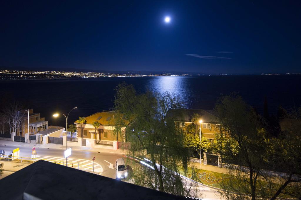 Unique Apartment Opatija Exterior foto